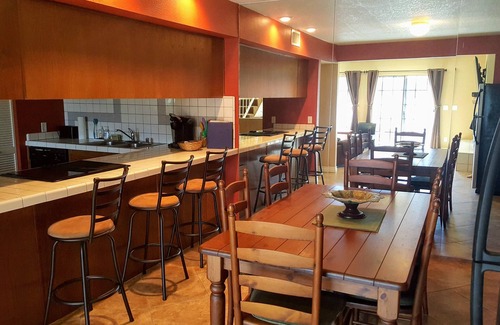 Bullhead City House | Riverfront Condo With Resort Like Amenities