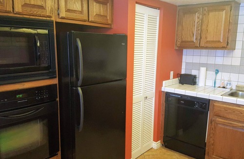 Bullhead City House | Riverfront Condo With Resort Like Amenities