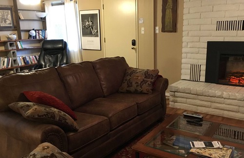 Leavenworth Apartment | Riverfront hideaway minutes from Leavenworth's Bavarian Village.