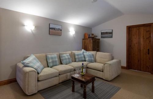 Upwey House | Riverhouse Lodge