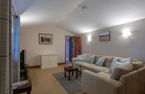 Upwey House | Riverhouse Lodge