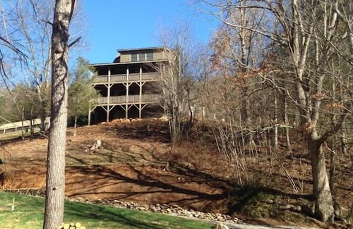 Canton Cabin | RiverRoost at Rivermont in Western North Carolina