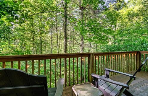Robbinsville Hotel | Rivers Edge Treehouses