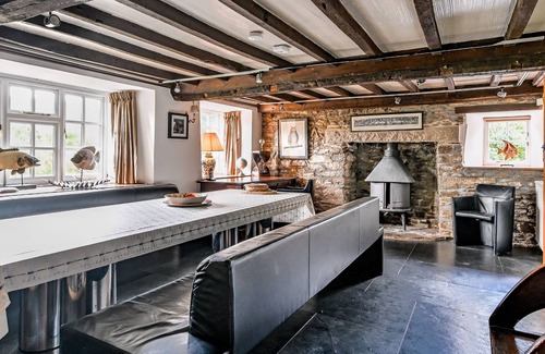 Kingsbridge Other | Riverside alfresco retreat with sauna & hot tub, beautiful private estate, Devon