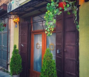 Bitola House | Riverside Apartment