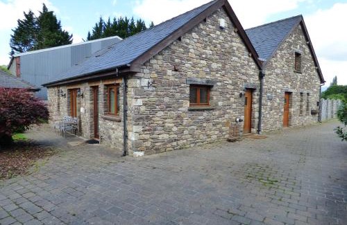 Gilwern House | Riverside Barn