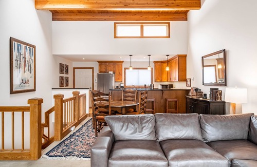 Telluride House | Riverside Condos C202 by AvantStay | Condo Close To Downtown,TownPark & Ski Lift