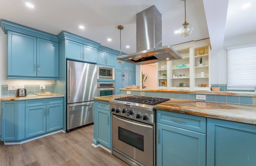 Georgetown House | Riverside Cottage, 4 BR Luxury Retreat