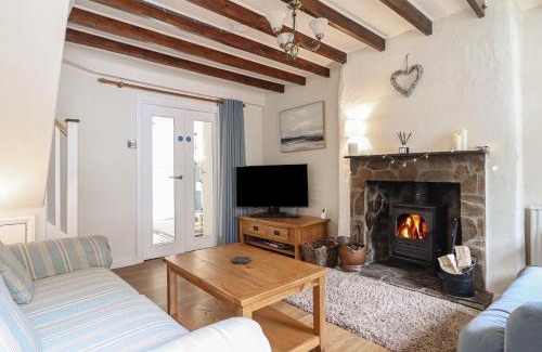 Beddgelert House | Riverside Cottage