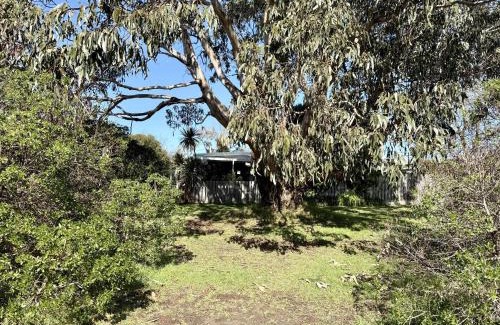 Torquay House | Riverside Hideaway