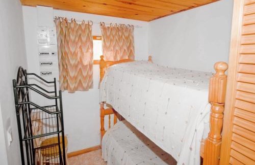 Taglio-Isolaccio House | Riverside Home in Folelli