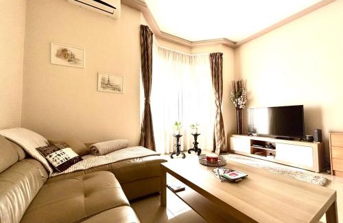 Ujlipotvaros Apartment | Riverside Mansion