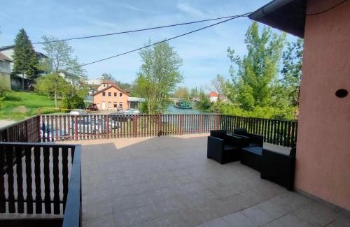 Banja Luka Apartment | Riverside Panorama Apartment 2 near City Center Brko 2