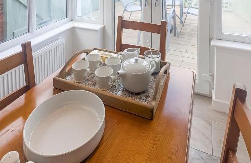 Little Leigh House | Riverview Cottage