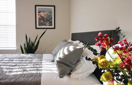 Luray House | RiverWinds - Modern Charm Near Shenandoah National Park