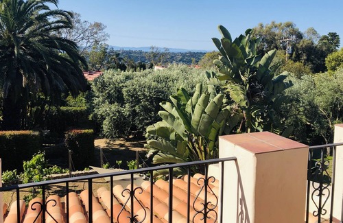 Upper Riviera House | “Riviera Casita” next to the El Encanto Hotel, private holiday rental