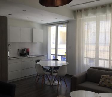 Carre d'Or Apartment | Riviera Nice
