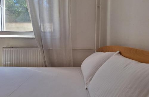 Banovo brdo Apartment | RIVIJERA LAKES Ada Studio
