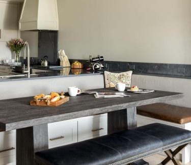 Teton Village Apartment | RMR: Four Seasons I 6 Condo in Teton Village