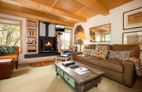 Teton Village Apartment | RMR: La Choumine 2 Condo in Teton Village