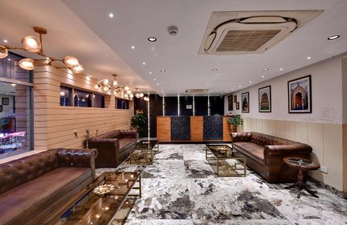 Mohangarh Hotel | RnB Select Walk Inn Lucknow