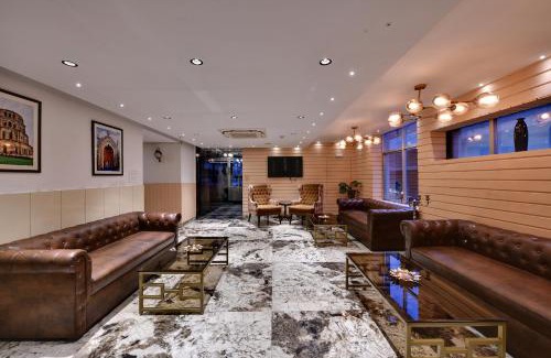 Mohangarh Hotel | RnB Select Walk Inn Lucknow