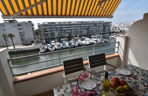 Santa Margarida Apartment | RNET - 2-3 Puerto Madeira Canal View