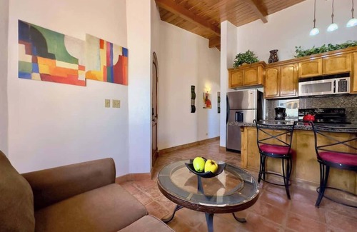 Playas de Rosarito Apartment | Rosarito Puerto Nuevo Surf 1BR casita and pool