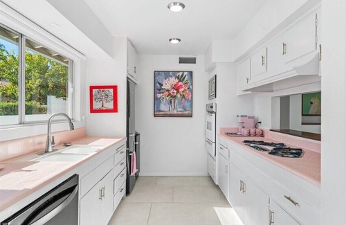 Palm Springs House | Roadrunner Retreat - Your Private Poolside Retreat Awaits
