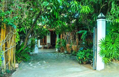 Udawalawa House | Roam Wings Safari Hotel