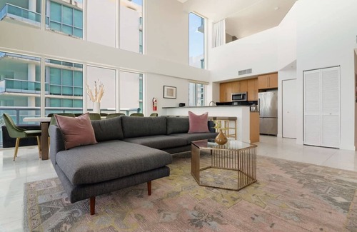 North Bay Village Apartment | Roami at Adagio | Miami | 6BR Combo