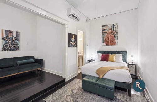 French Quarter Hotel | Roami at St. Helene | Chartres St. Combo #18