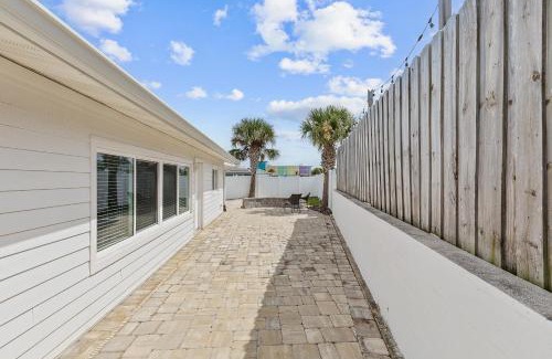 Daytona Beach House | Robbens Nest