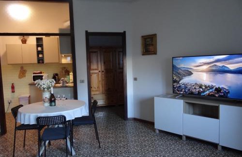 Bellano Apartment | Roberta's House, a few steps from the lake