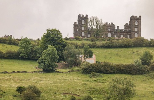 Beeley Cottage | Robin Cottage - 2 The Meadows