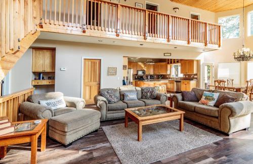 Bass Lake House | Robinson Shoreline House