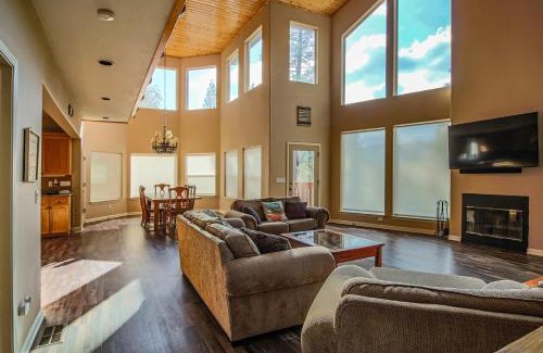 Bass Lake House | Robinson Shoreline House