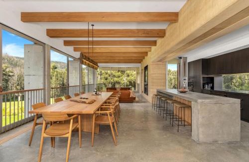 Budgong House | Robinsons Run The ultimate luxury country retreat