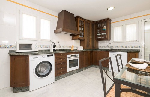 El Puerto de Santa Maria Ski Chalet | Rocio - Three Bedroom Chalet, Sleeps 5
