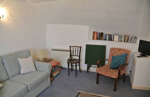 Minehead Cottage | Rock Cottage, charming and welcoming Thatched Cottage, with beach front location