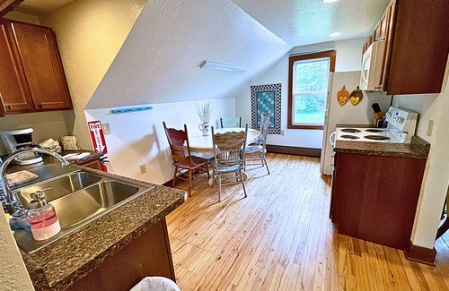 Phillips Apartment | Rock Garden Wisconsin Concrete Park | 3 Beds, comfortable and clean