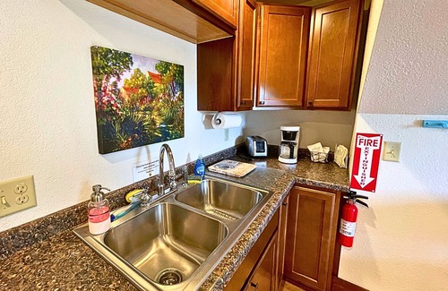 Phillips Apartment | Rock Garden Wisconsin Concrete Park | 3 Beds, comfortable and clean