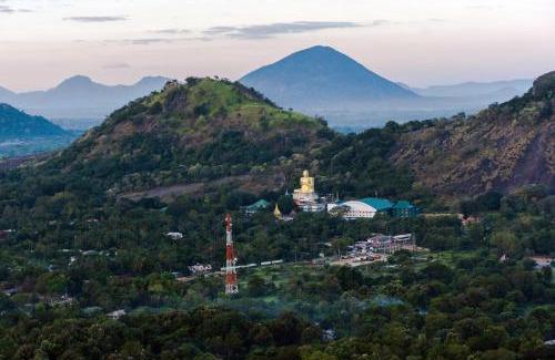 Dambulla House | Rock View Home Stay