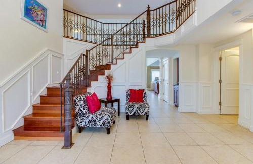 Rockaway Beach House | Rockaway Beach Villa