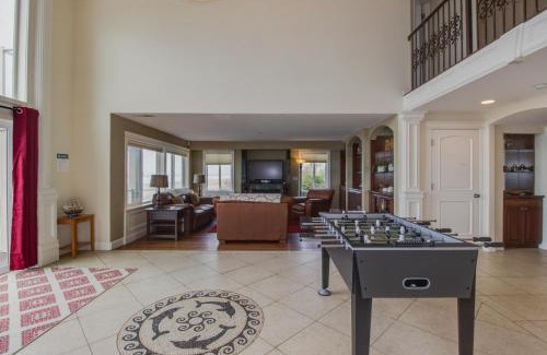 Rockaway Beach House | Rockaway Beach Villa