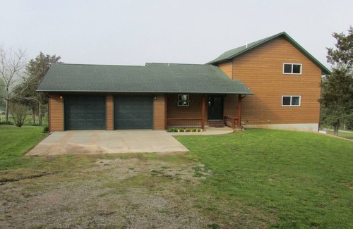 Shell Knob House | Rocking Bar B Retreat-Grand & Spacious W/Lake View on Table Rock @Shell Knob, MO