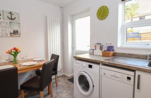 Weymouth House | Rockpools