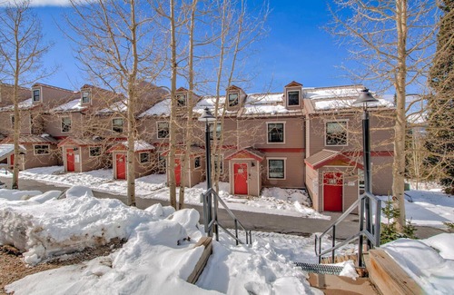 Historic District Villa | Rockridge #47