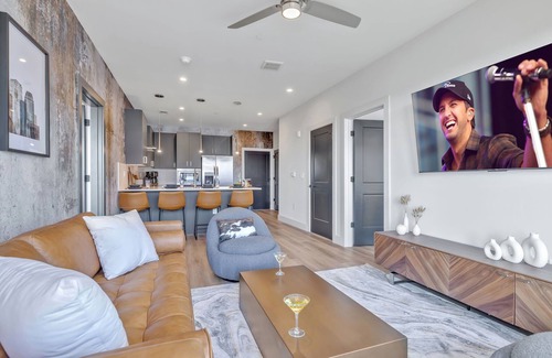West End House | Rockstar - Odyssey - Heart of Midtown