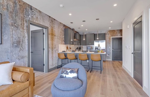 West End House | Rockstar - Odyssey - Heart of Midtown